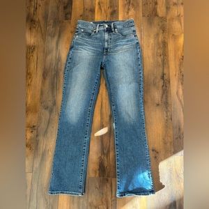 Gap kick fit high rise jeans, size 6/28 TALL. Purchased Nov 2023.